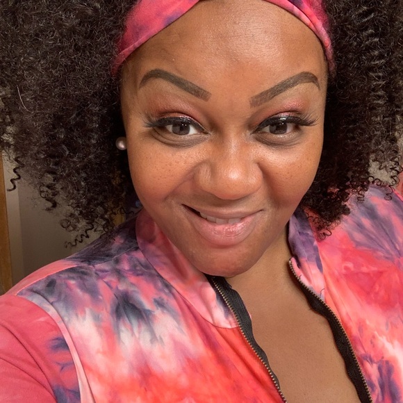 Meet your Posher, Tracy - Picture 3 of 5